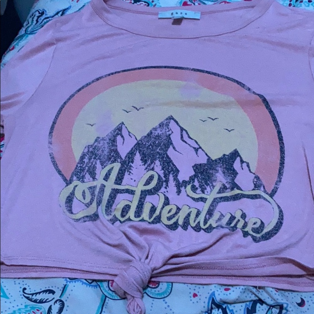Graphic Crop top